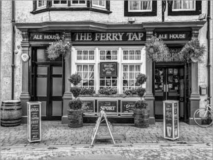Póster The Ferry Tap in Scotland, b/w