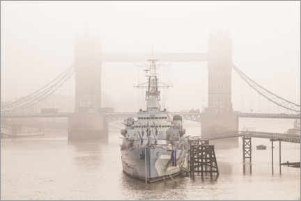 Póster Londres icónico en una mañana brumosa