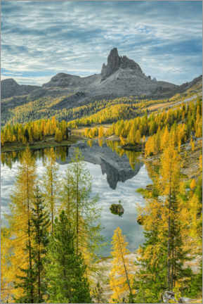Poster Federa lake in den Dolomiten