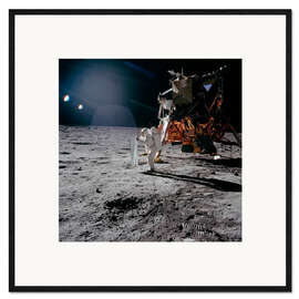 Inramat konsttryck Apollo 11 Moon Walk