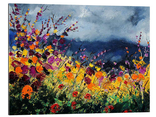 Tableau en plexi-alu Grey sky over a wildflower field