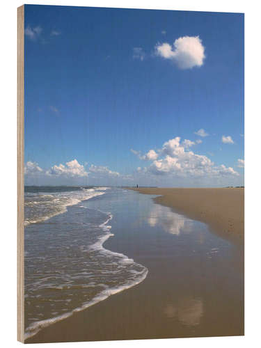 Wood print Wide beach with little clouds