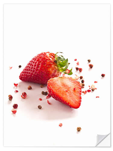 Selvklebende plakat Strawberries with red peppercorns