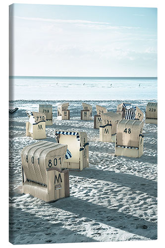 Canvas-taulu Roofed beach chairs at the North Sea in Duhnen (Cuxhaven/Germany)