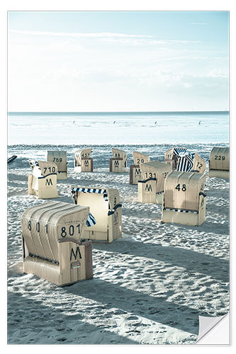 Sisustustarra Roofed beach chairs at the North Sea in Duhnen (Cuxhaven/Germany)