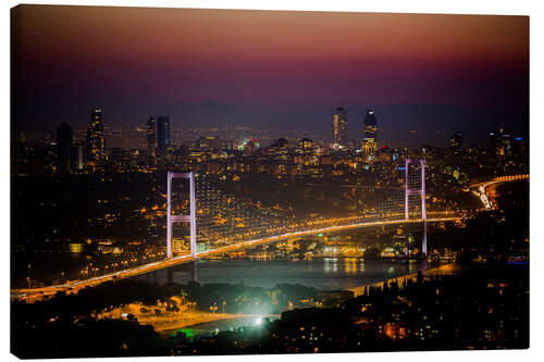 Leinwandbild Bosporus-Bridge at night - pink (Istanbul / Turkey)