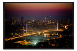 Gerahmter Kunstdruck Bosporus-Bridge at night - pink (Istanbul / Turkey)