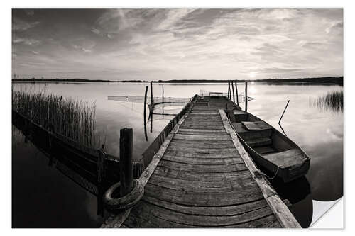 Naklejka na ścianę Wooden pier on lake, black and white