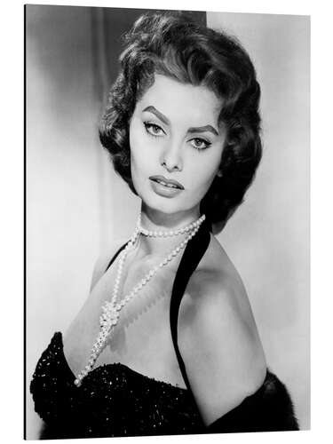 Aluminium print Sophia Loren with Pearl Necklace