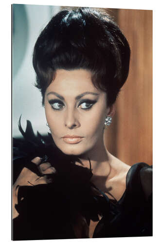 Galleritryck Sophia Loren with Earrings