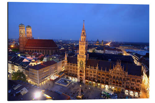 Aluminium print Church of our Lady and the new town hall in Munich at night