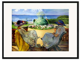 Innrammet kunsttrykk Two women on a terrace by the sea