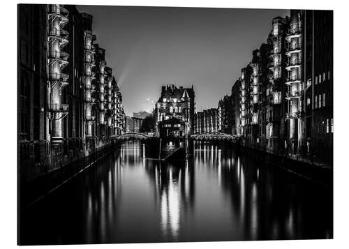 Stampa su alluminio Hamburg HafenCity quarter by night (monochrome)