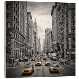 Wood print  New York City, 5th Avenue Traffic - Melanie Viola