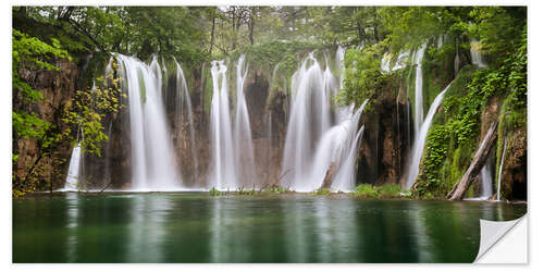 Vinilo para la pared Paradise like waterfall in plitvice