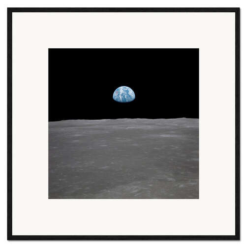 Inramat konsttryck Apollo 11 - Jorduppgång över månen