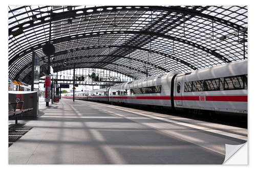 Selvklæbende plakat White train at Berlin Central Station