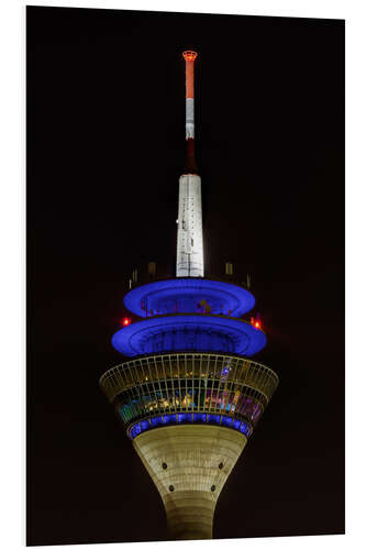 Stampa su PVC Top of Düsseldorf - close-up view of the Rhine Tower