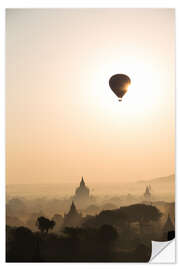 Sisustustarra Sunrise with balloon, Bagan