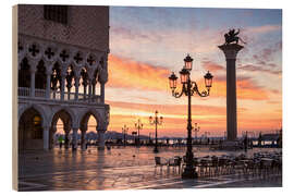 Trätavla St Mark's square at sunrise