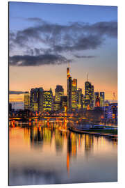 Magnettafel Skyline von Frankfurt spiegelt sich im Main