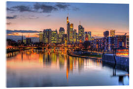 Acrylglasbild  Skyline Frankfurt bei Sonnenuntergang spiegelt sich im Main - HADYPHOTO