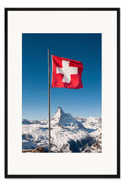 Gerahmter Kunstdruck Matterhorn mit schweizer Flagge. Zermatt, Schweiz.