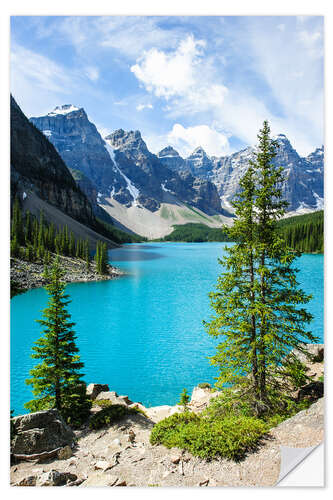 Wandsticker Moraine Lake im Tal der Ten Peaks, Banff National Park, Alberta, Kanada