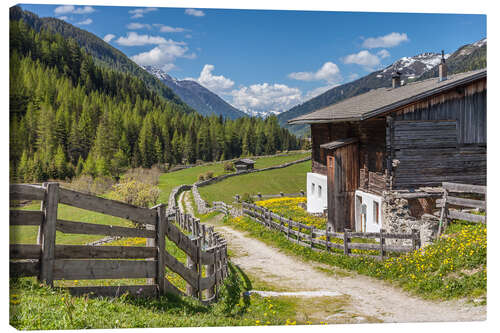 Canvastavla Way of the Cross in South Tyrol (Italy)