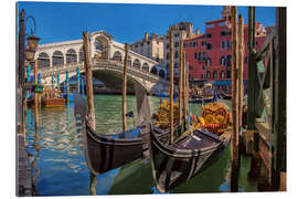 Quadro em plexi-alumínio Venice Gondola at Rialto bridge