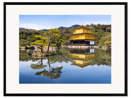 Kunsttryk i ramme Golden Kinkakuji Temple and garden in the summer in Kyoto Japan