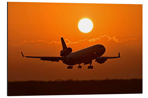 Aluminium print Landing a Boeing MD11