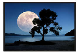 Gerahmter Kunstdruck Mond steigt über das Meer
