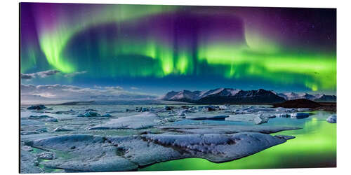 Stampa su alluminio Iceland: Auroras above the glacier lagoon (panorama)