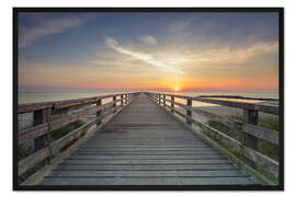 Gerahmter Kunstdruck Schönberger Strand Steg zum Sonnenaufgang