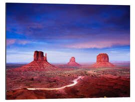 Magnettafel Panorama des Monument Valley nach Sonnenuntergang, Utah, USA.