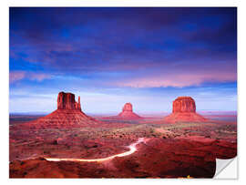 Sticker mural Panorama of Monument Valley at dusk after sunset, Utah, USA