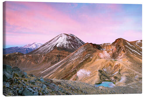 Leinwandbild Fantastische Sonnenaufgang auf Montierung Ngauruhoe und roten Krater Tongariro Crossi