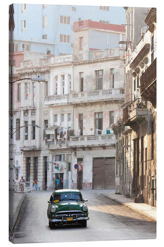 Quadro em tela Taxi driving in Havana