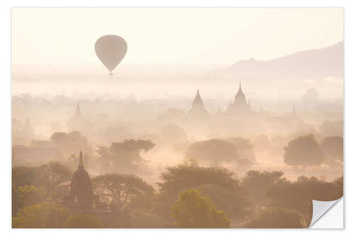Wandsticker Ballon über den Tempeln von Bagan