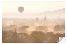 Selvklæbende plakat Balloon above the Bagan temples