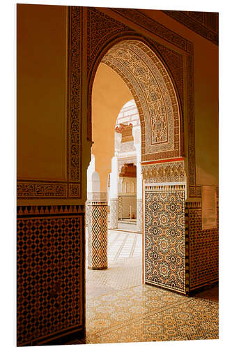 Bilde på skumplate Large patio columns with azulejos decor, Islamo-Andalucian art, Marrakech Museum, Marrakech, Morocco