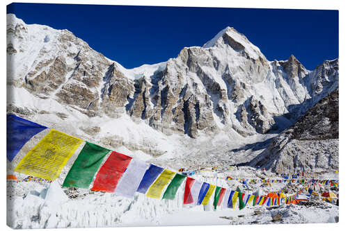 Tableau sur toile Drapeaux de prière dans un camp de base de l'Everest