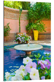 Magnettafel Fountain and flowers in the Majorelle Gardens (Gardens of Yves Saint-Laurent), Marrakech, Morocco, N