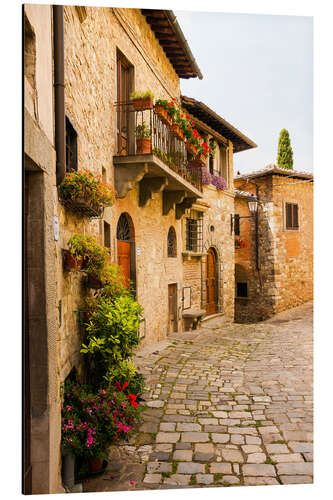 Alumiinitaulu Montefioralle - Mediterranean alley in Tuscany