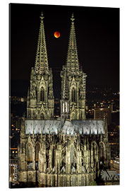 Gallery print Blood moon shines over Cologne Cathedral