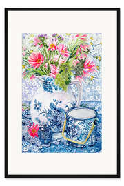 Gerahmter Kunstdruck Gerberas im Porzellantopf mit weiteren Gefäßen