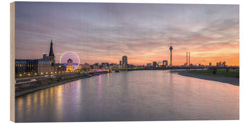 Tableau en bois Vue sur Düsseldorf au coucher du soleil