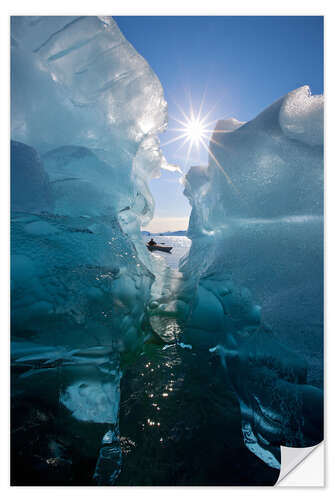 Sticker mural Kayakistes devant les icebergs