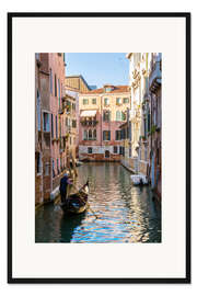 Gerahmter Kunstdruck Gondolier in Venedig
